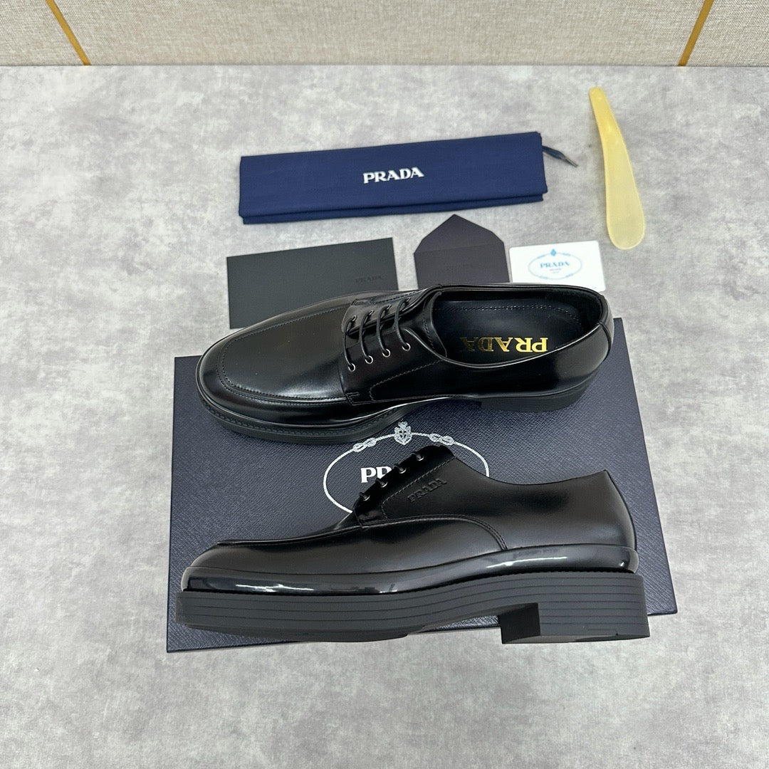 Black Shoes