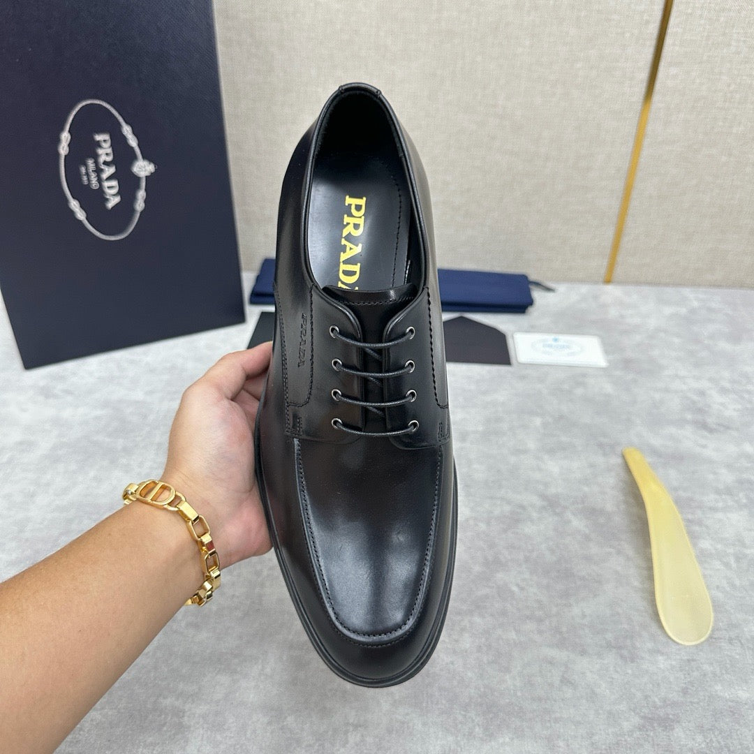 Black Shoes