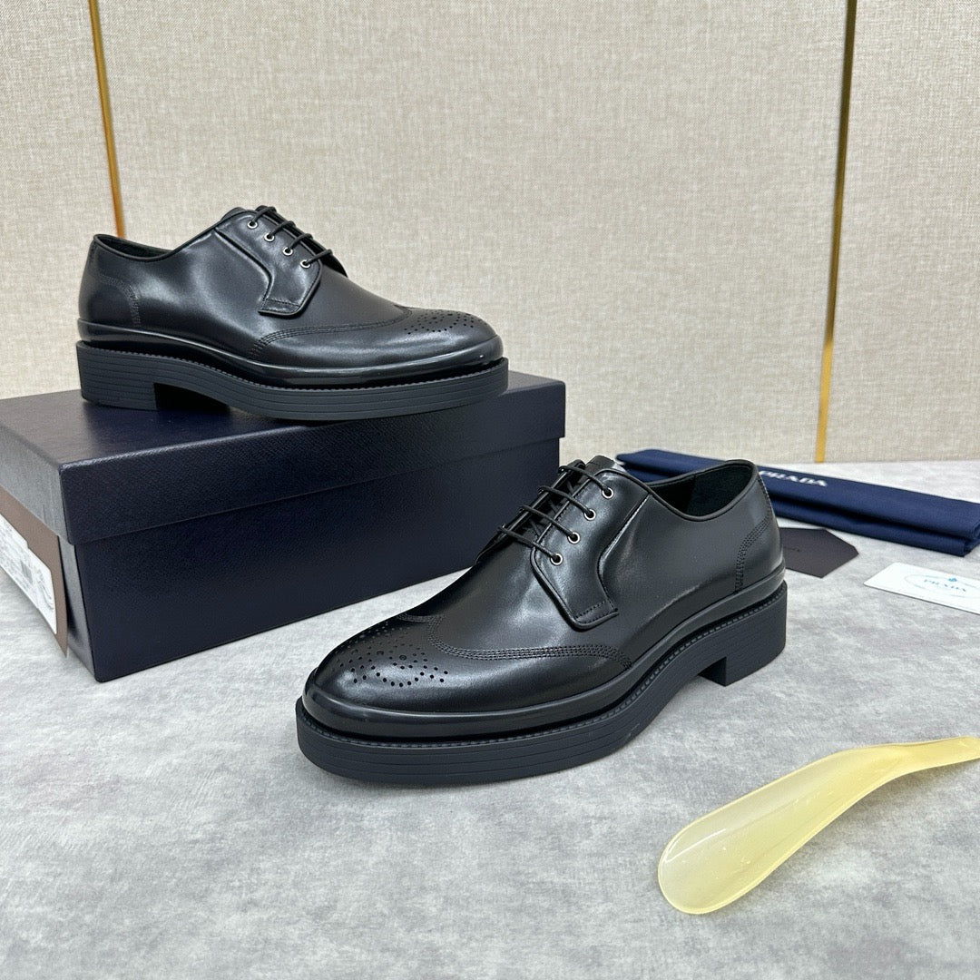 Black Shoes