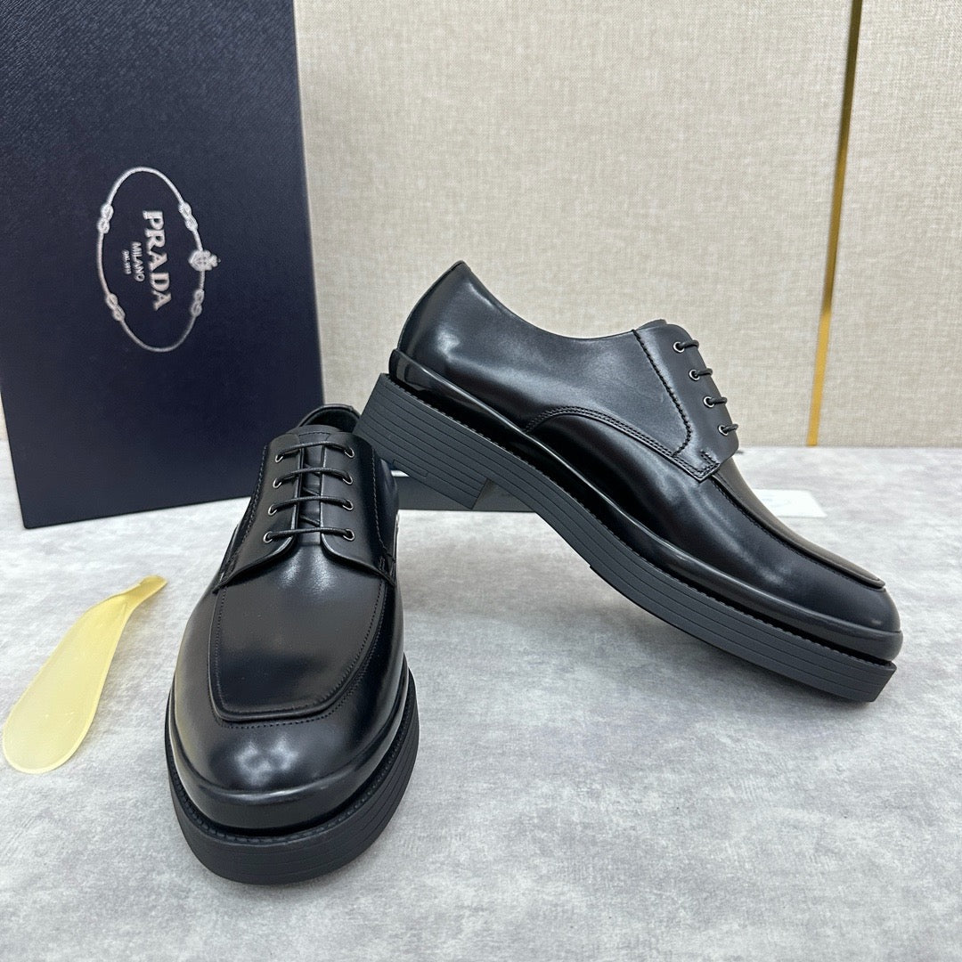 Black Shoes