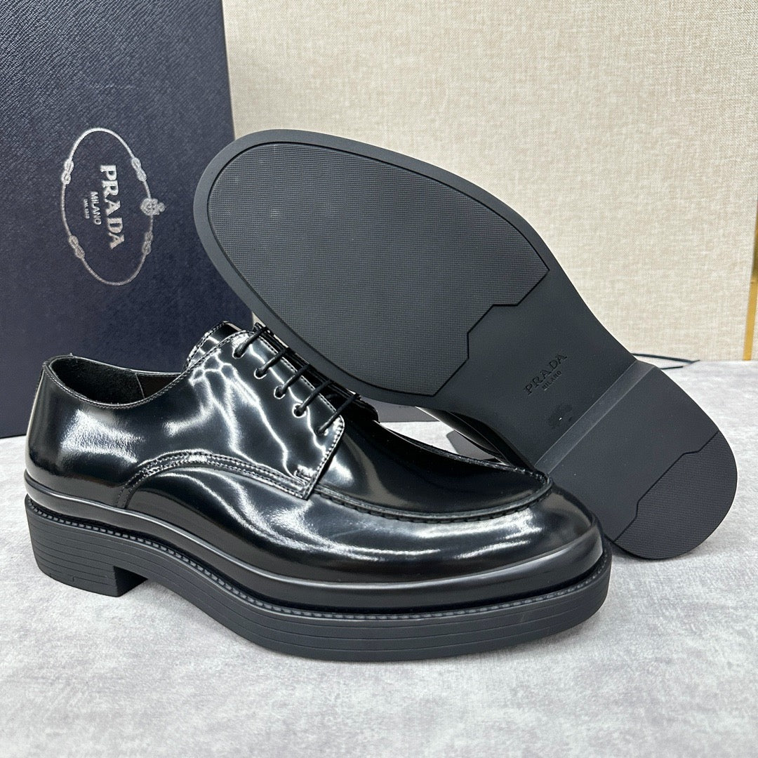Black Shoes
