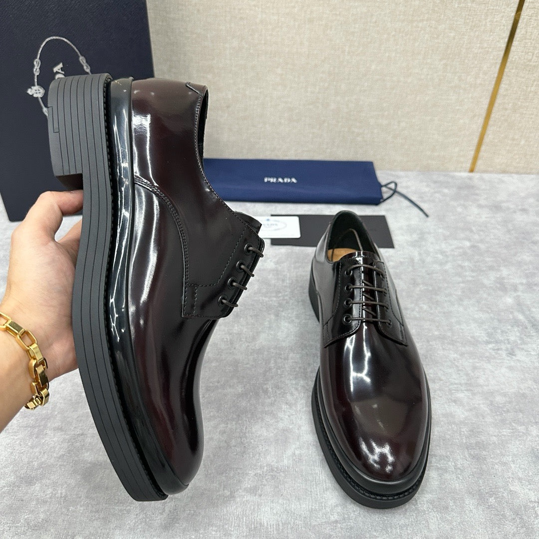 Black Shoes