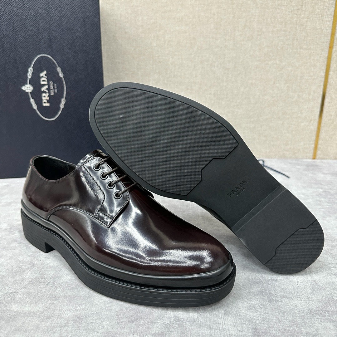 Black Shoes