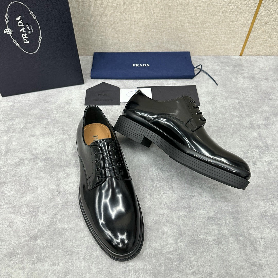 Black Shoes