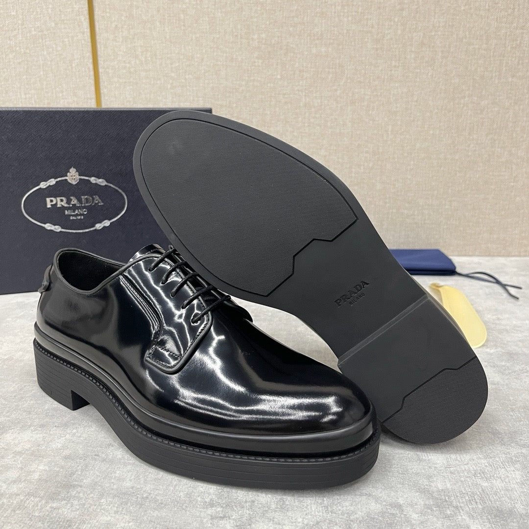Black Shoes