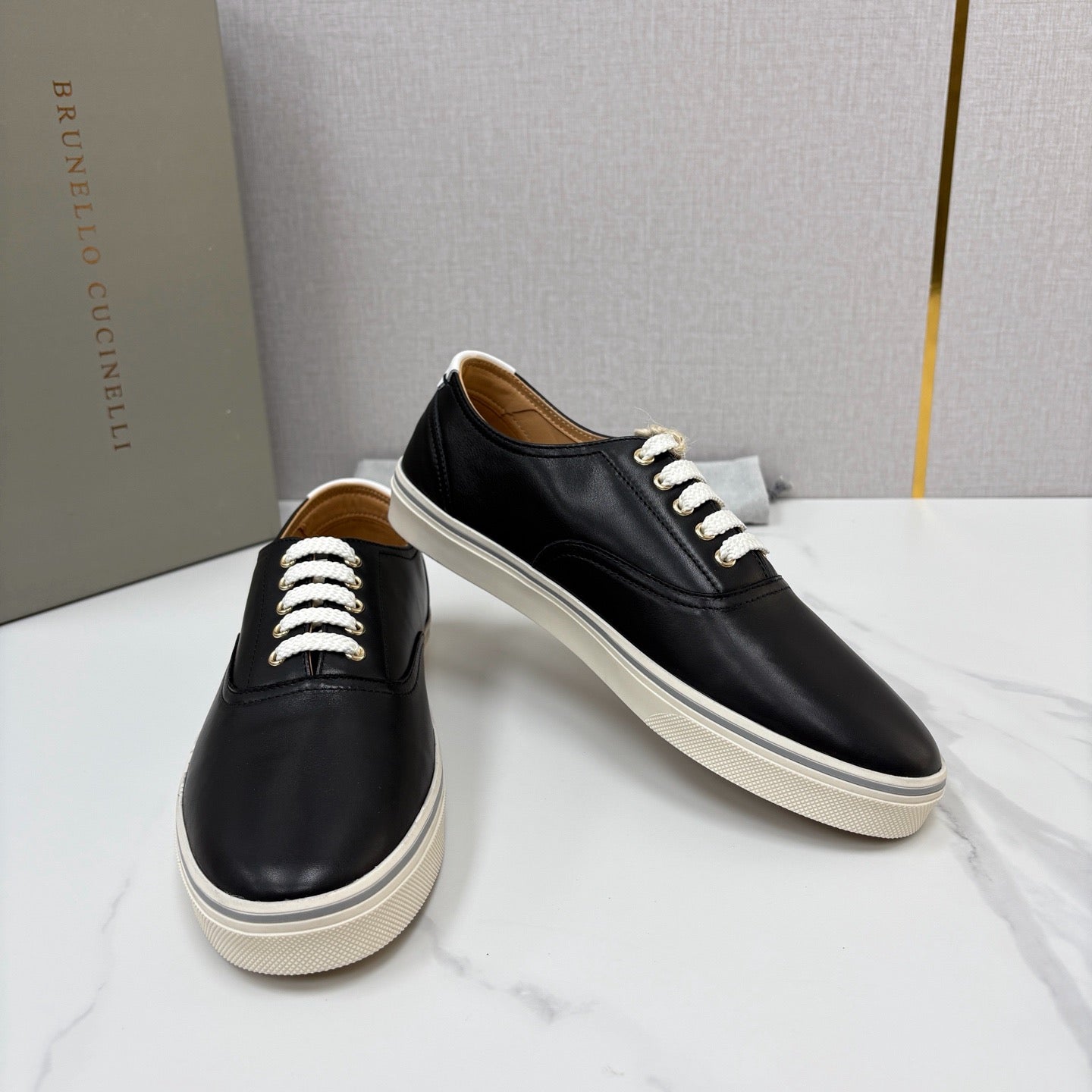 Black Shoes