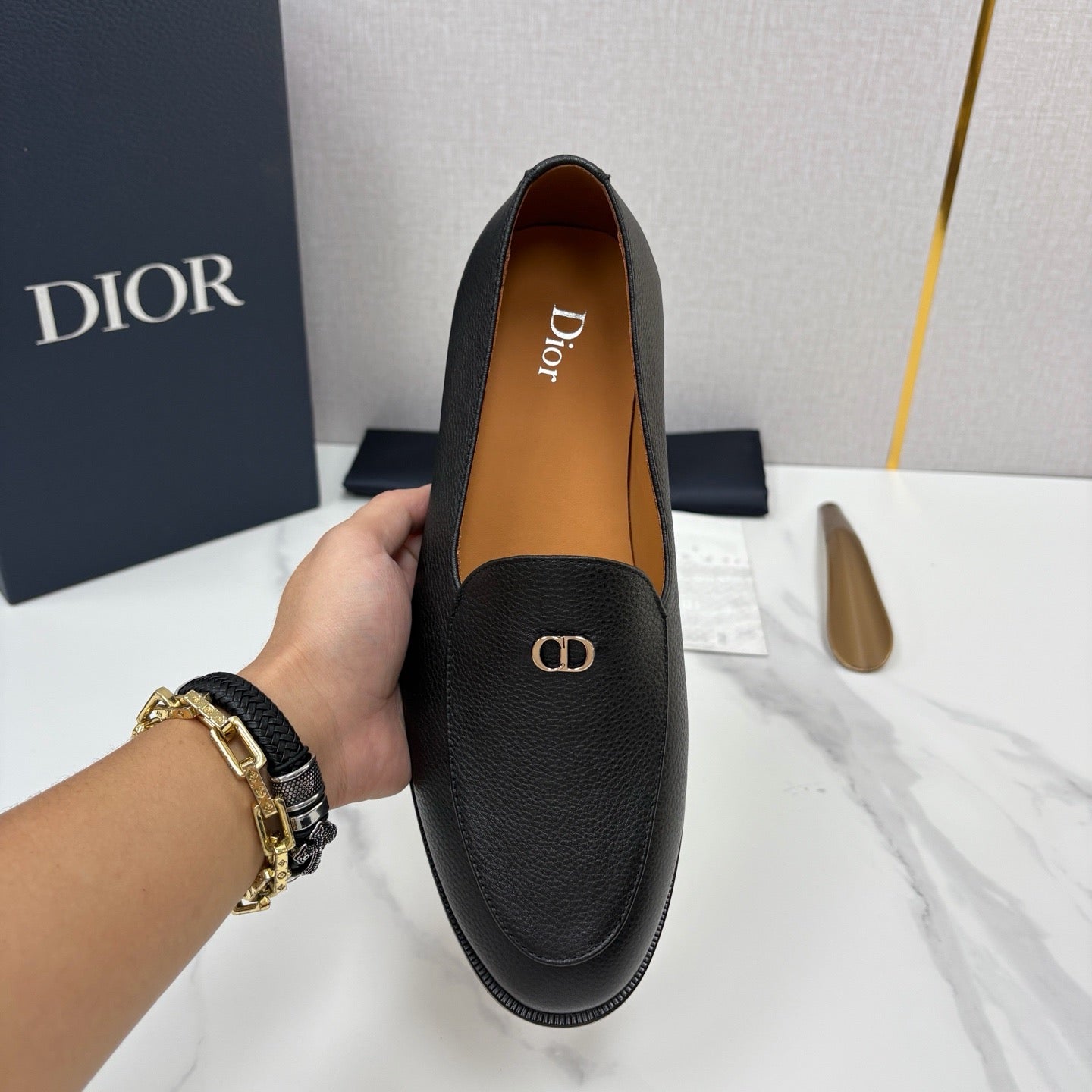 Black Shoes