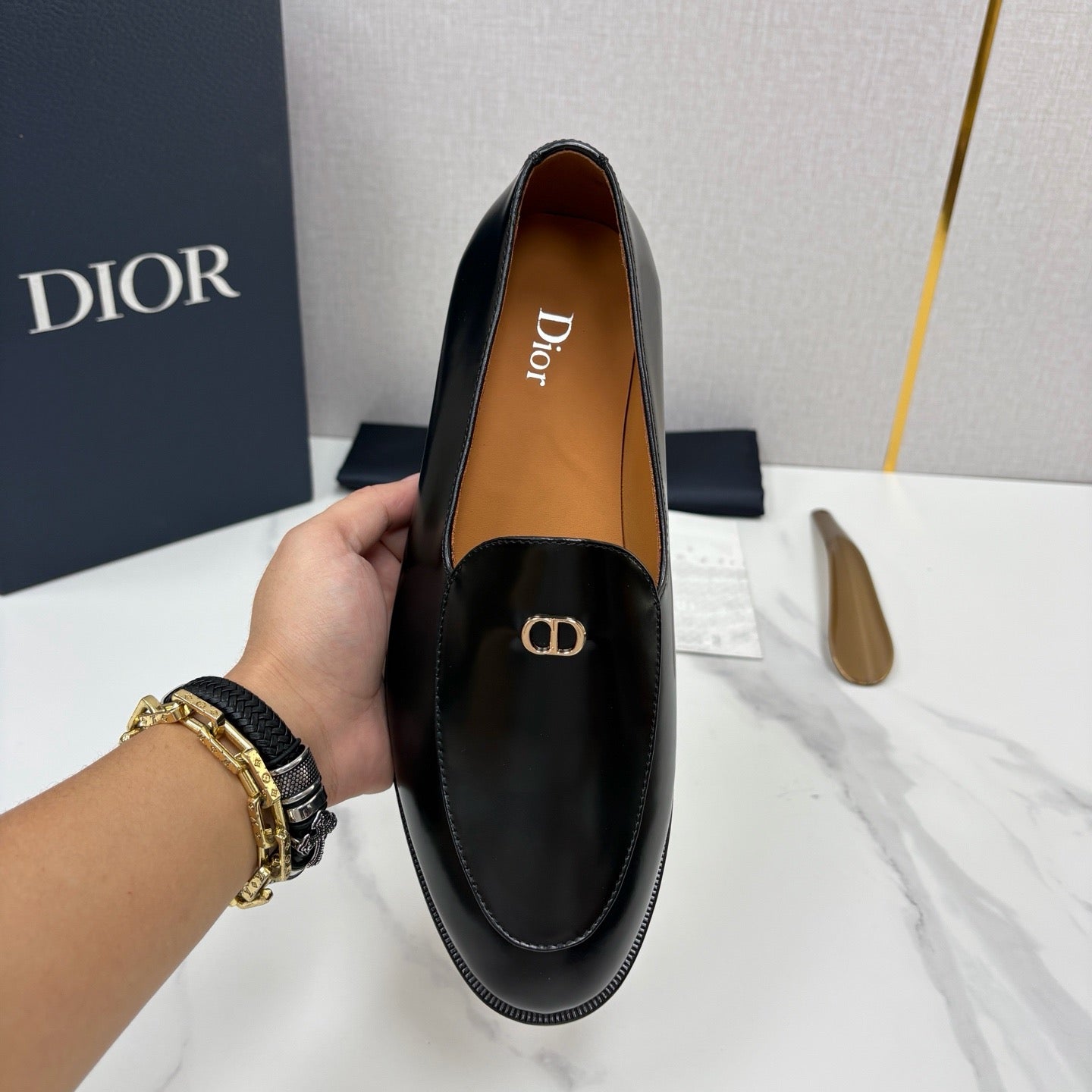 Black Shoes