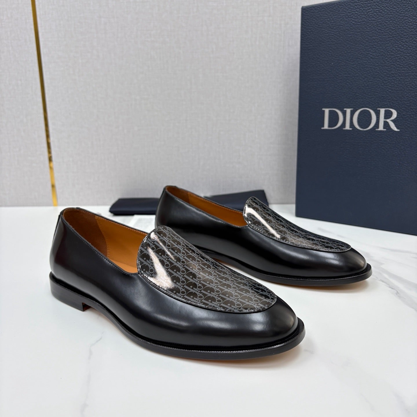 Black Shoes