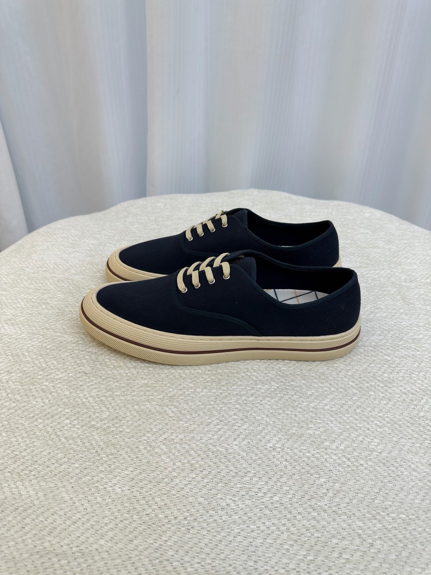 Black Shoes