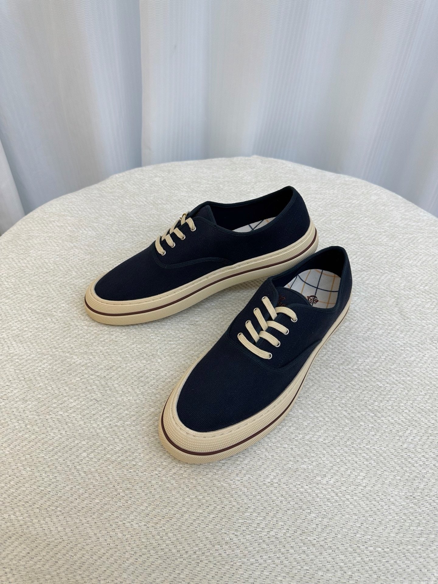 Black Shoes