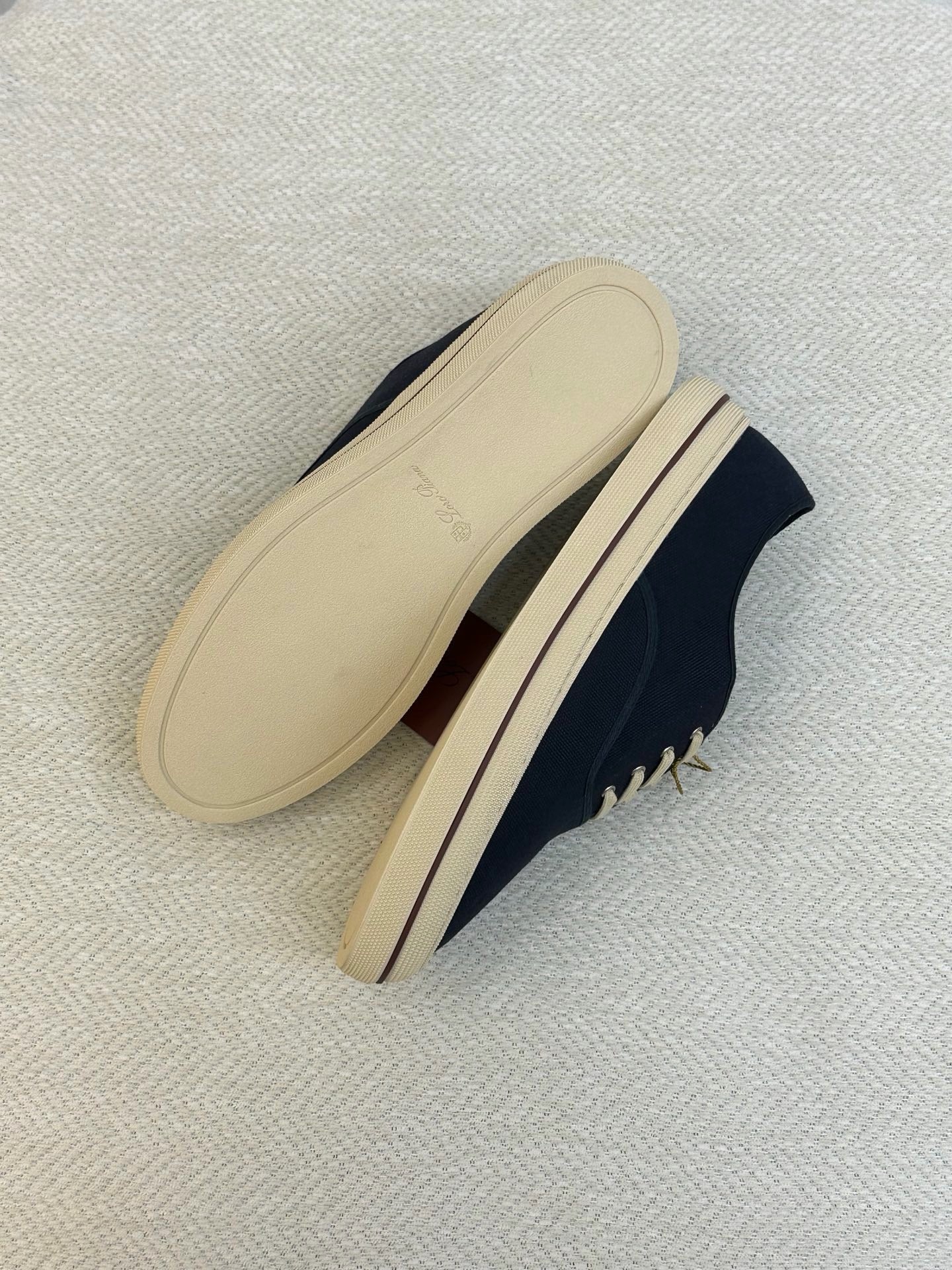 Black Shoes