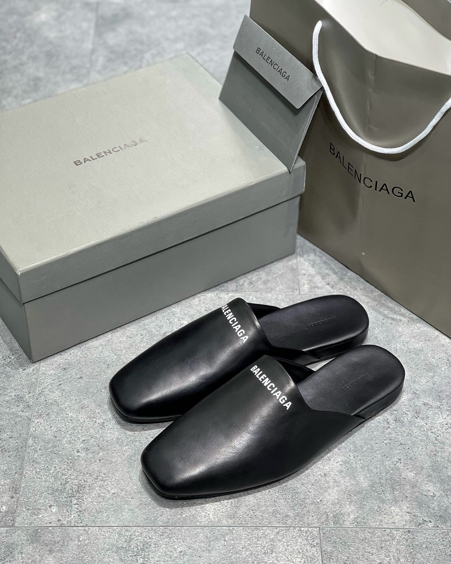 Black Shoes