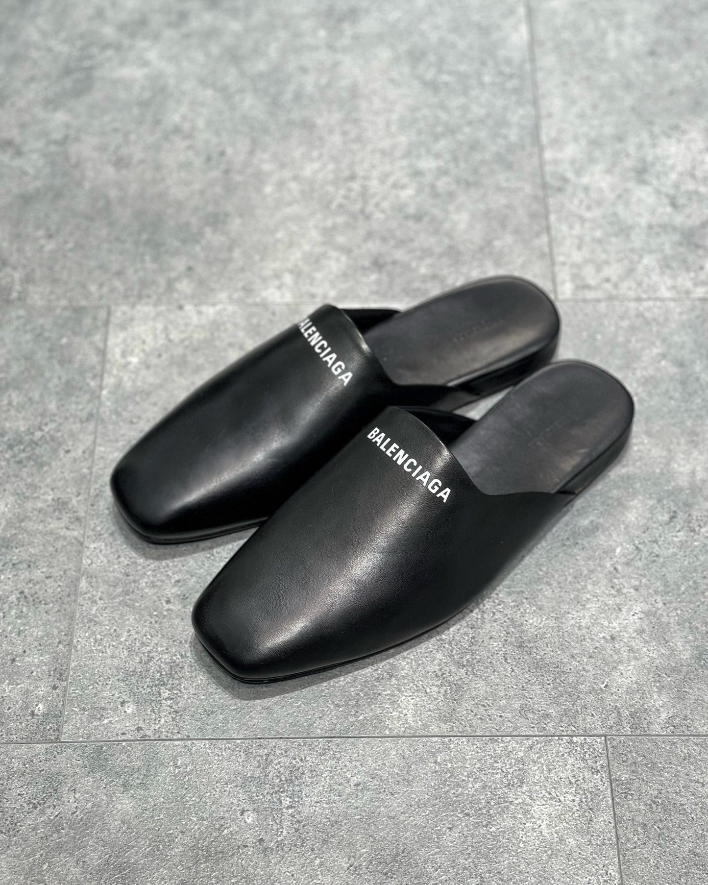 Black Shoes