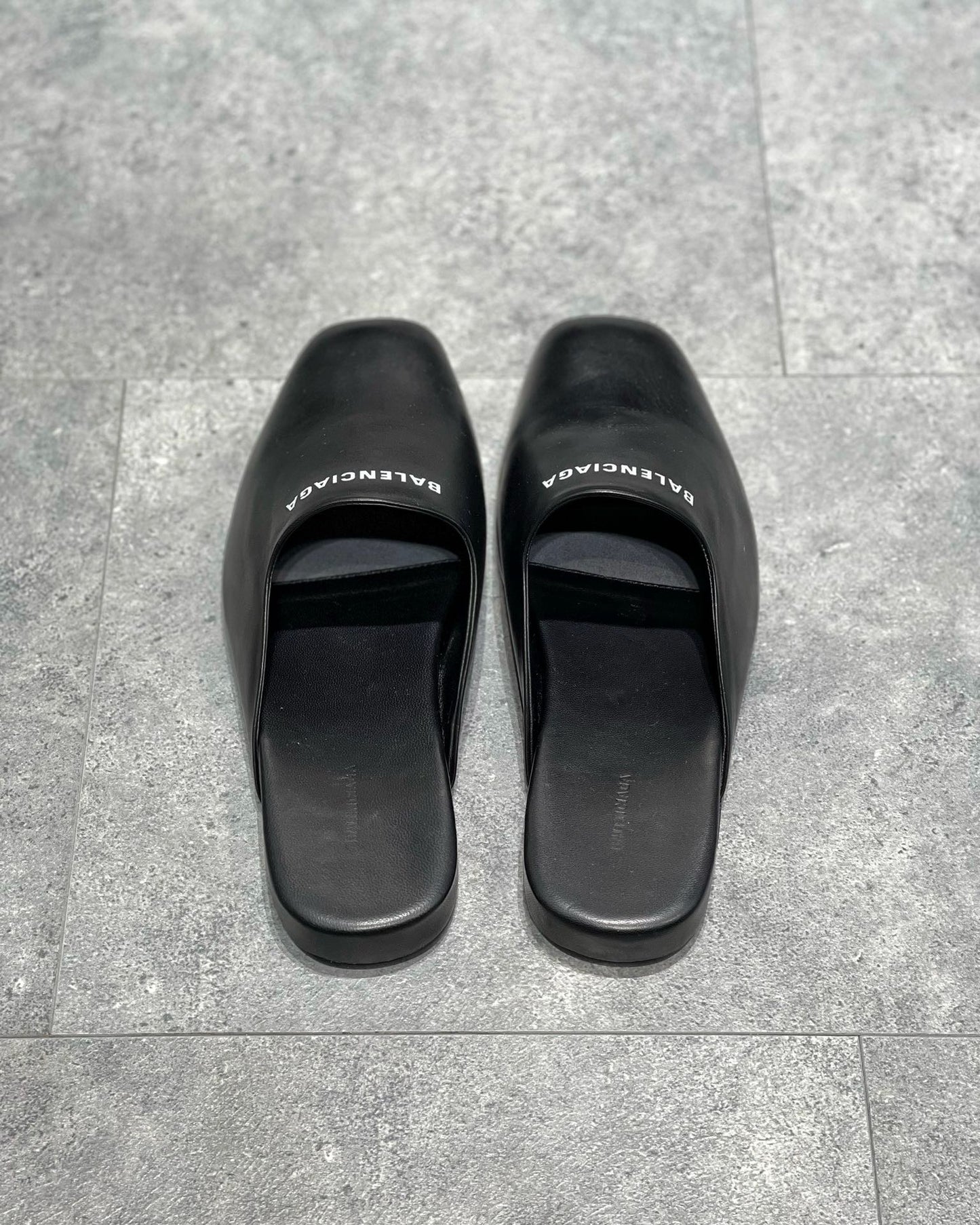 Black Shoes