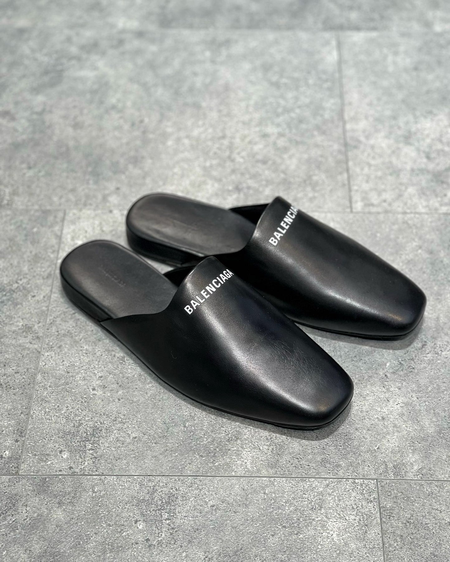 Black Shoes