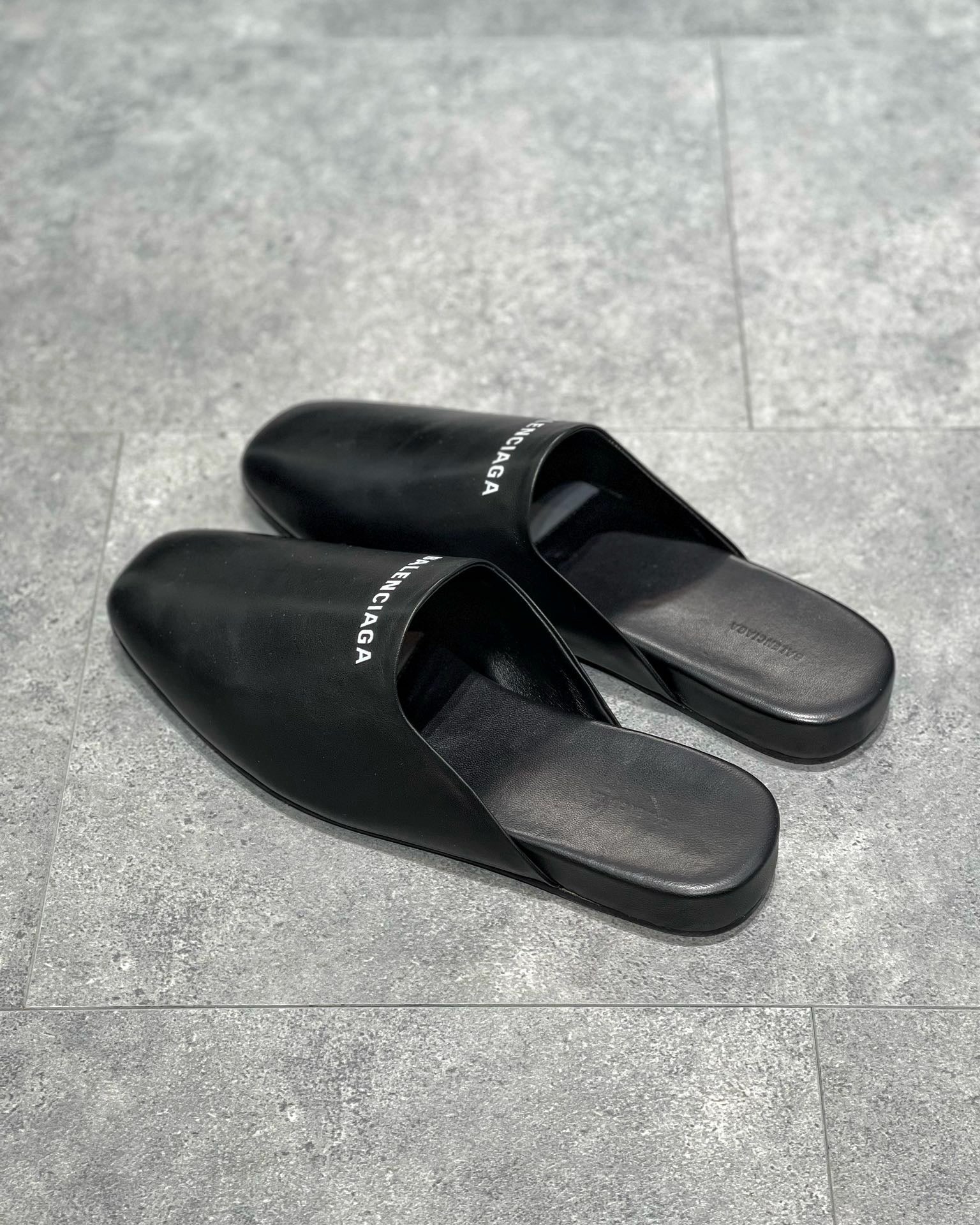 Black Shoes