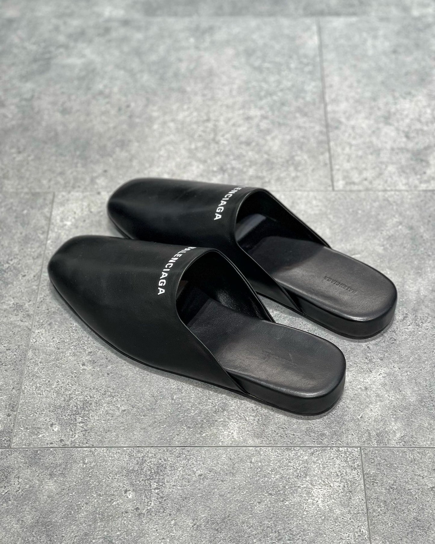 Black Shoes