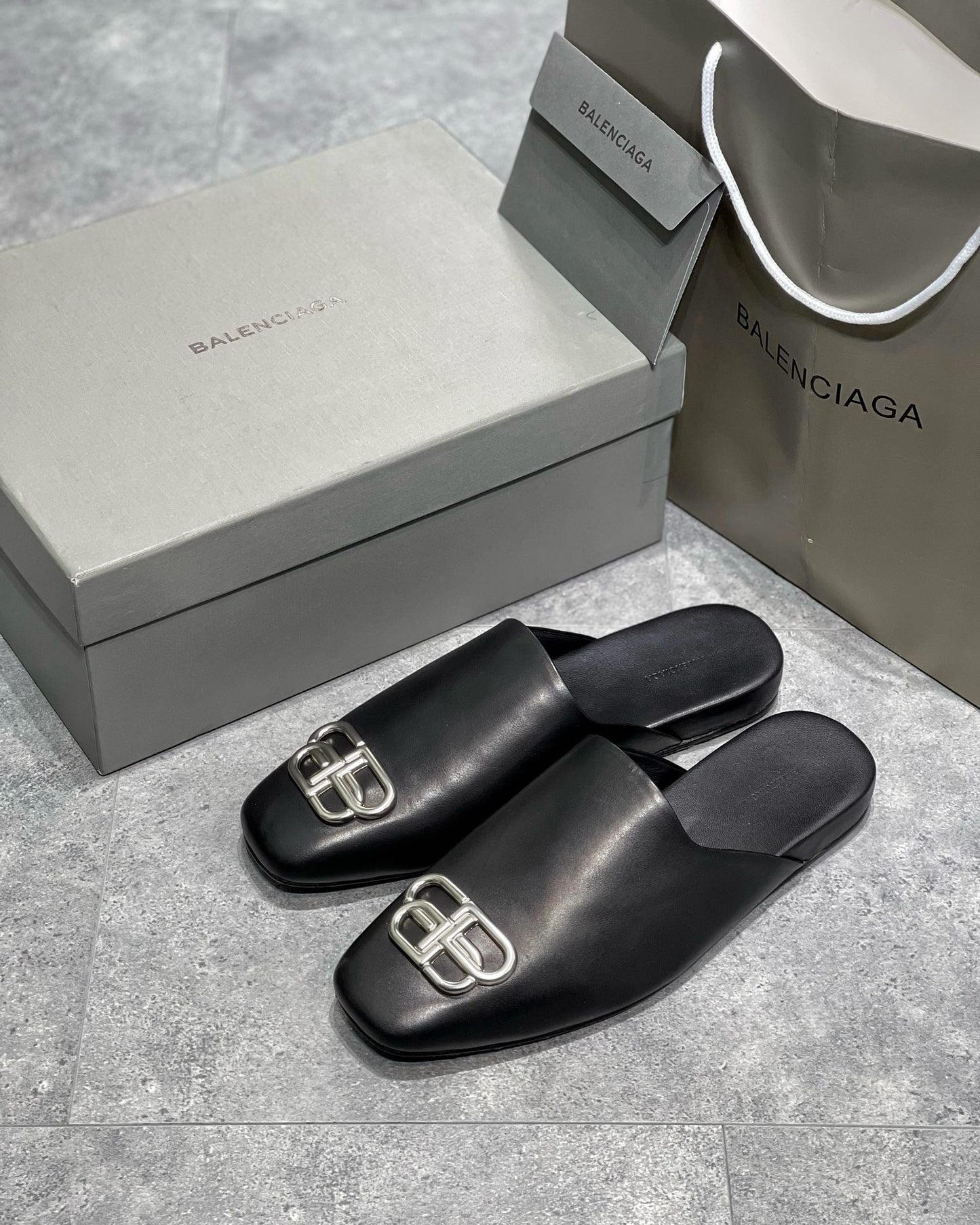Black Shoes