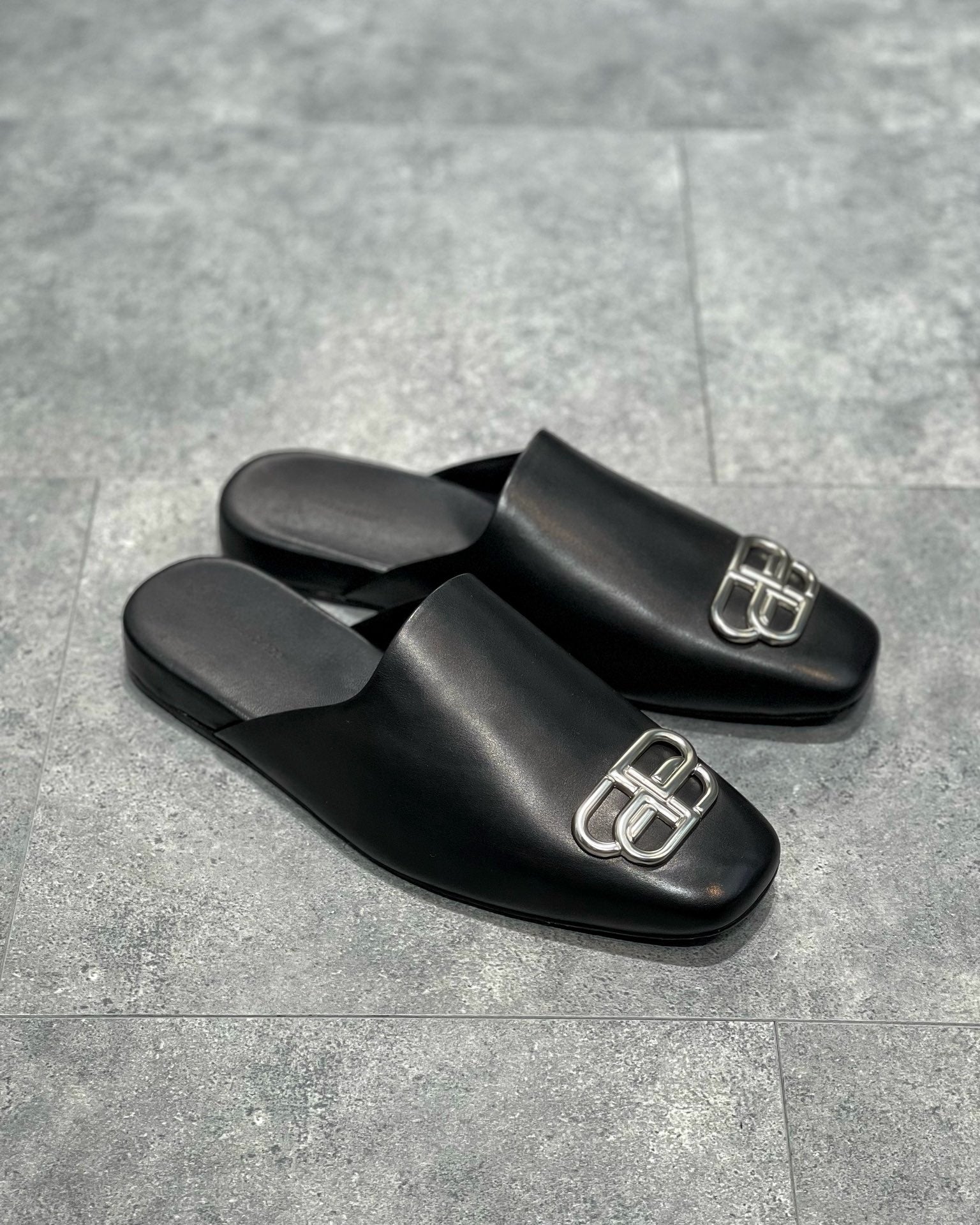 Black Shoes