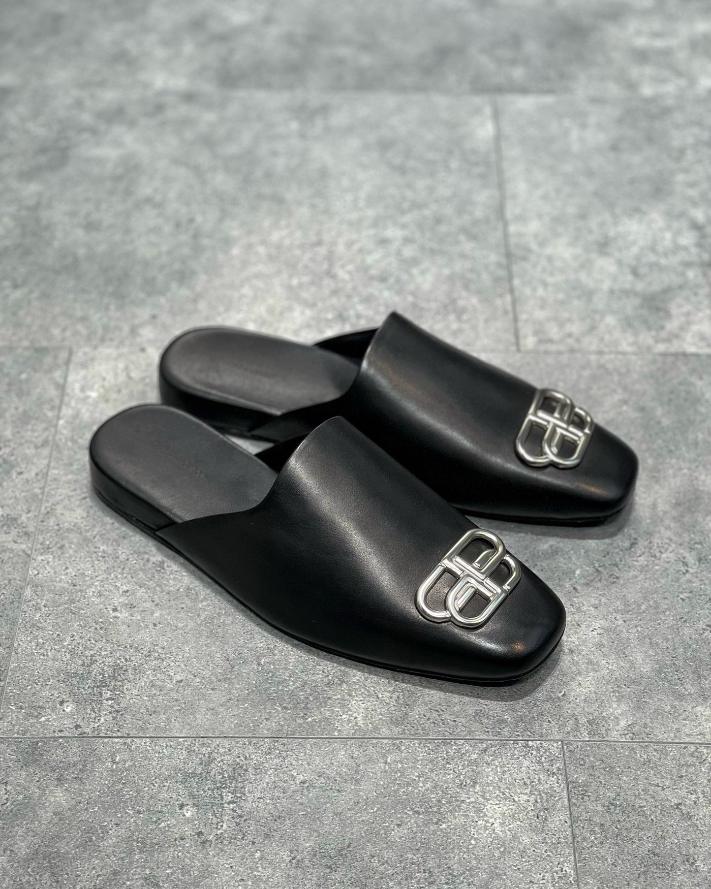 Black Shoes