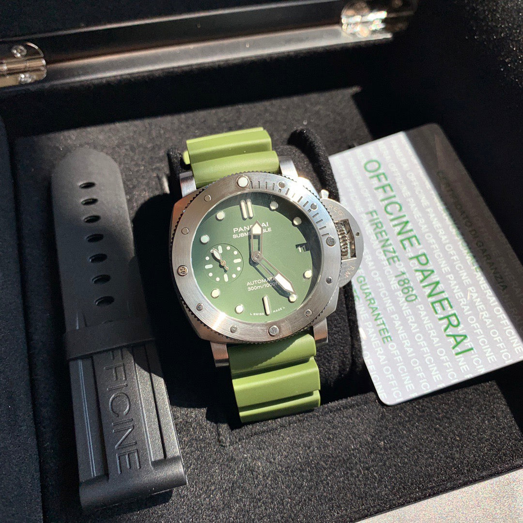Grüne Uhr