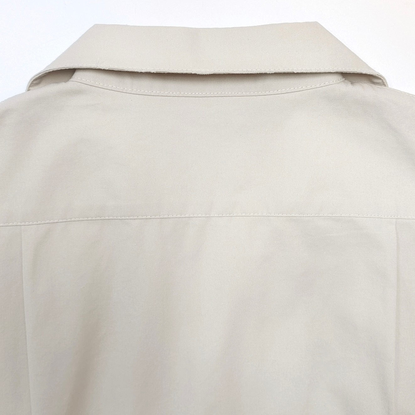 Weiße Jacke