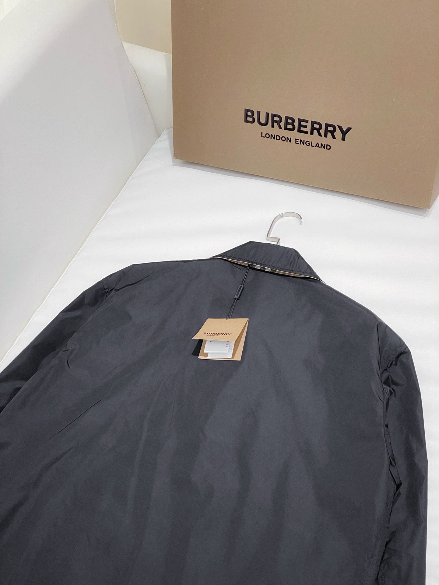 Mehrfarbige Jacke