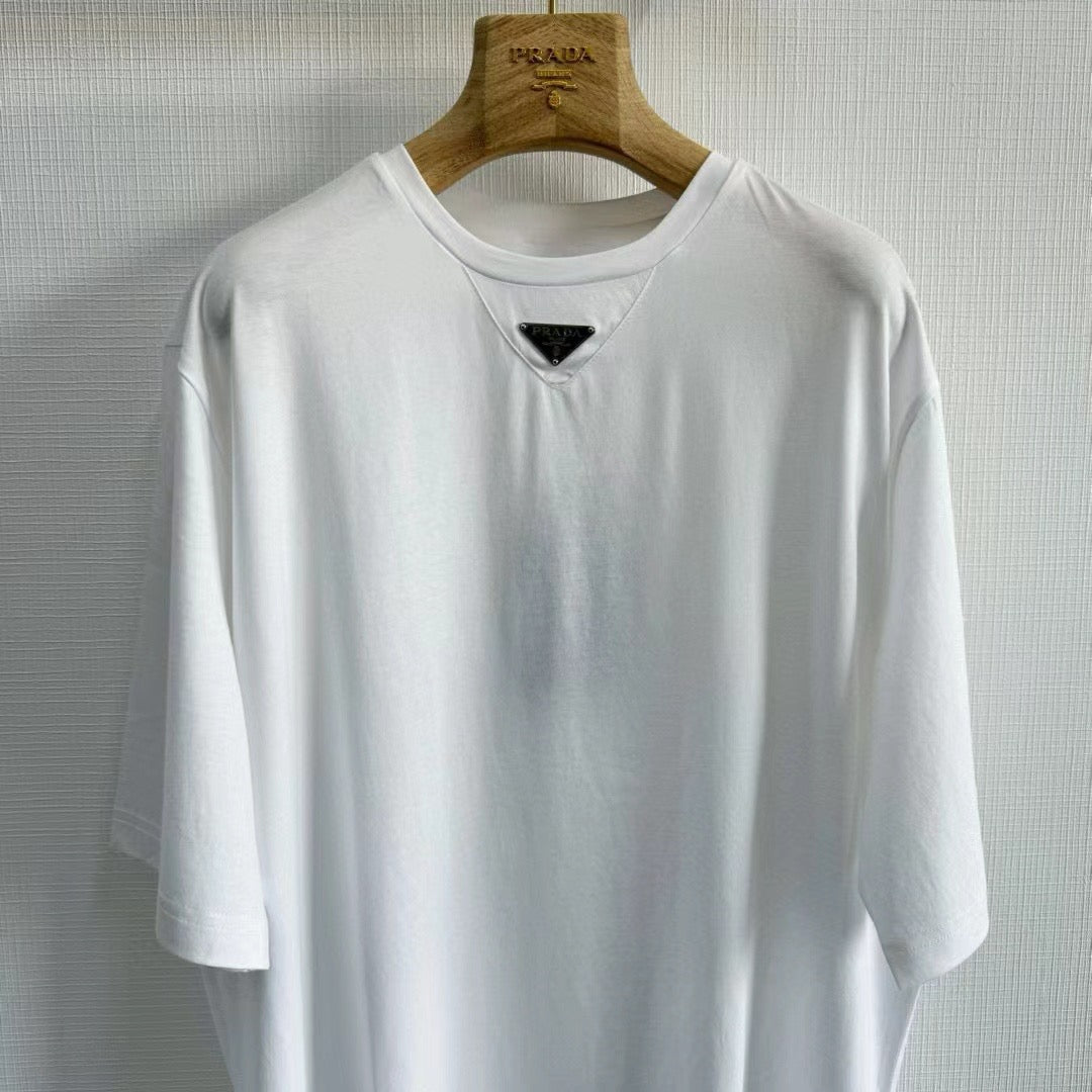 Black and White T-shirt - FashionHype.xyz