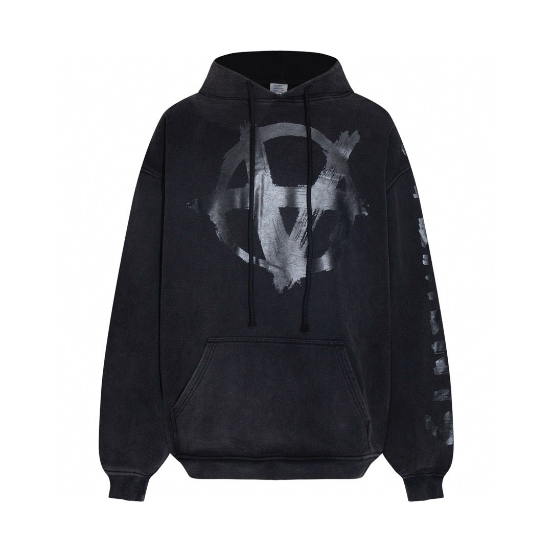 Schwarzer Hoodie