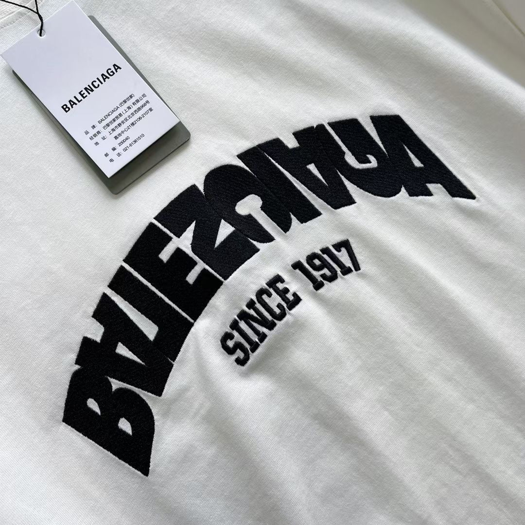 Black and White T-shirt - FashionHype.xyz