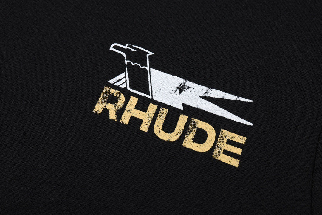 Schwarzes T-Shirt