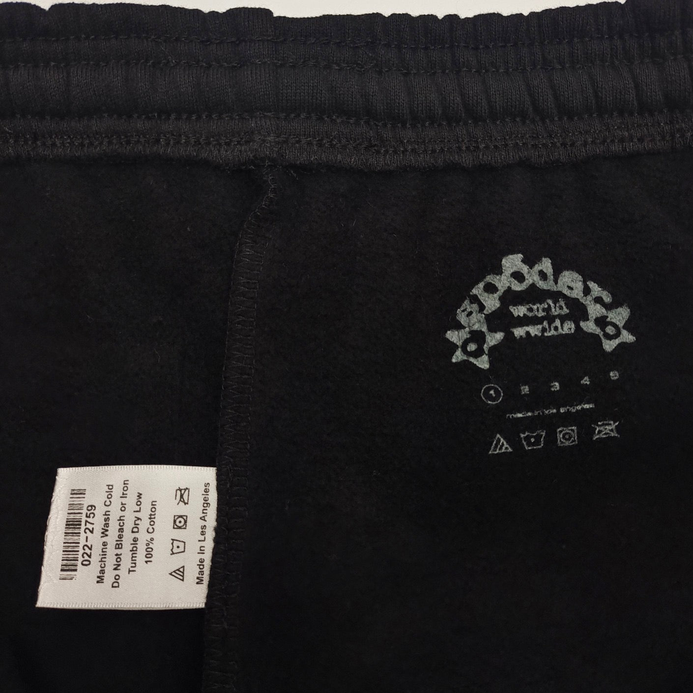 Schwarze Hosen