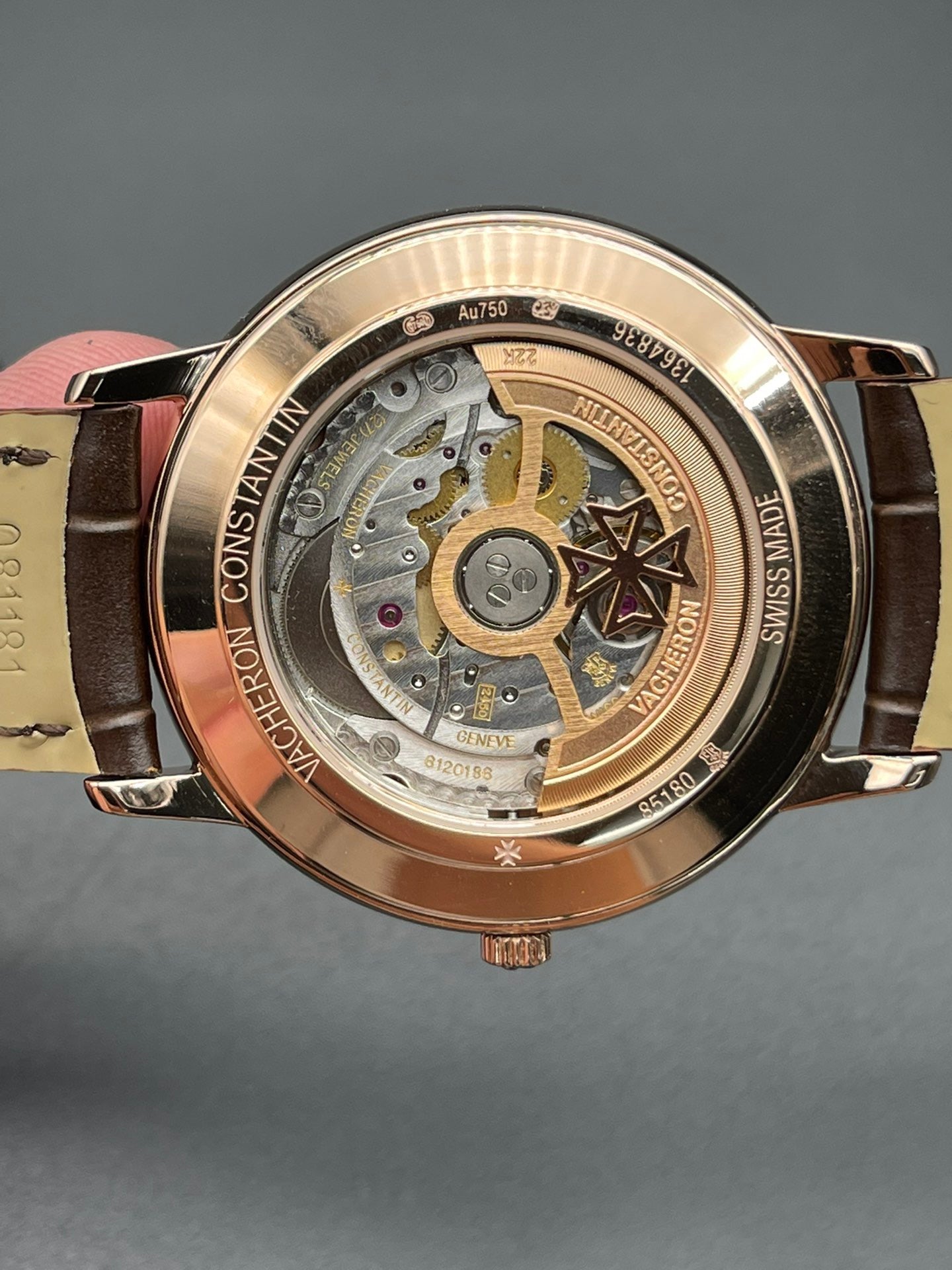 Braune Uhr