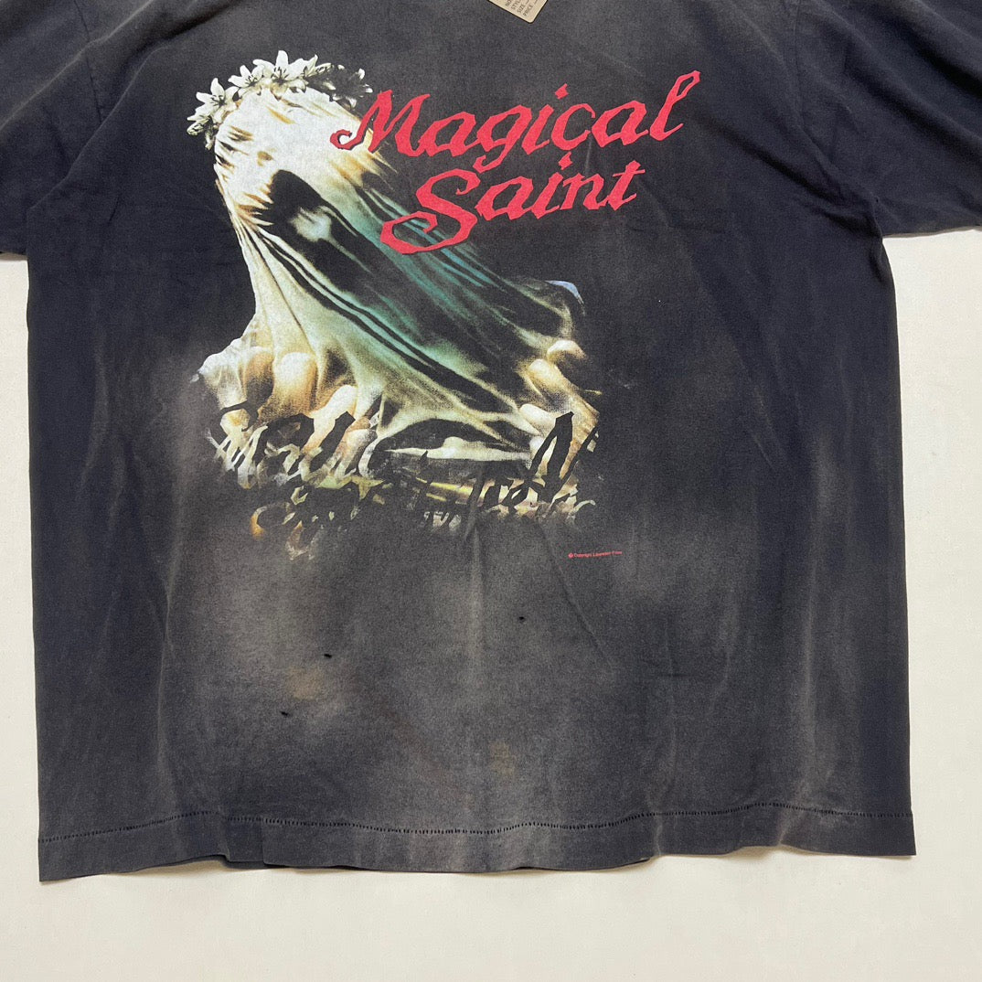 Dunkelschwarzes T-Shirt