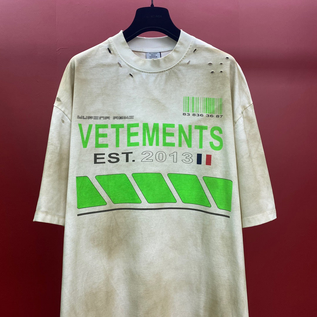Mehrfarbiges T-Shirt