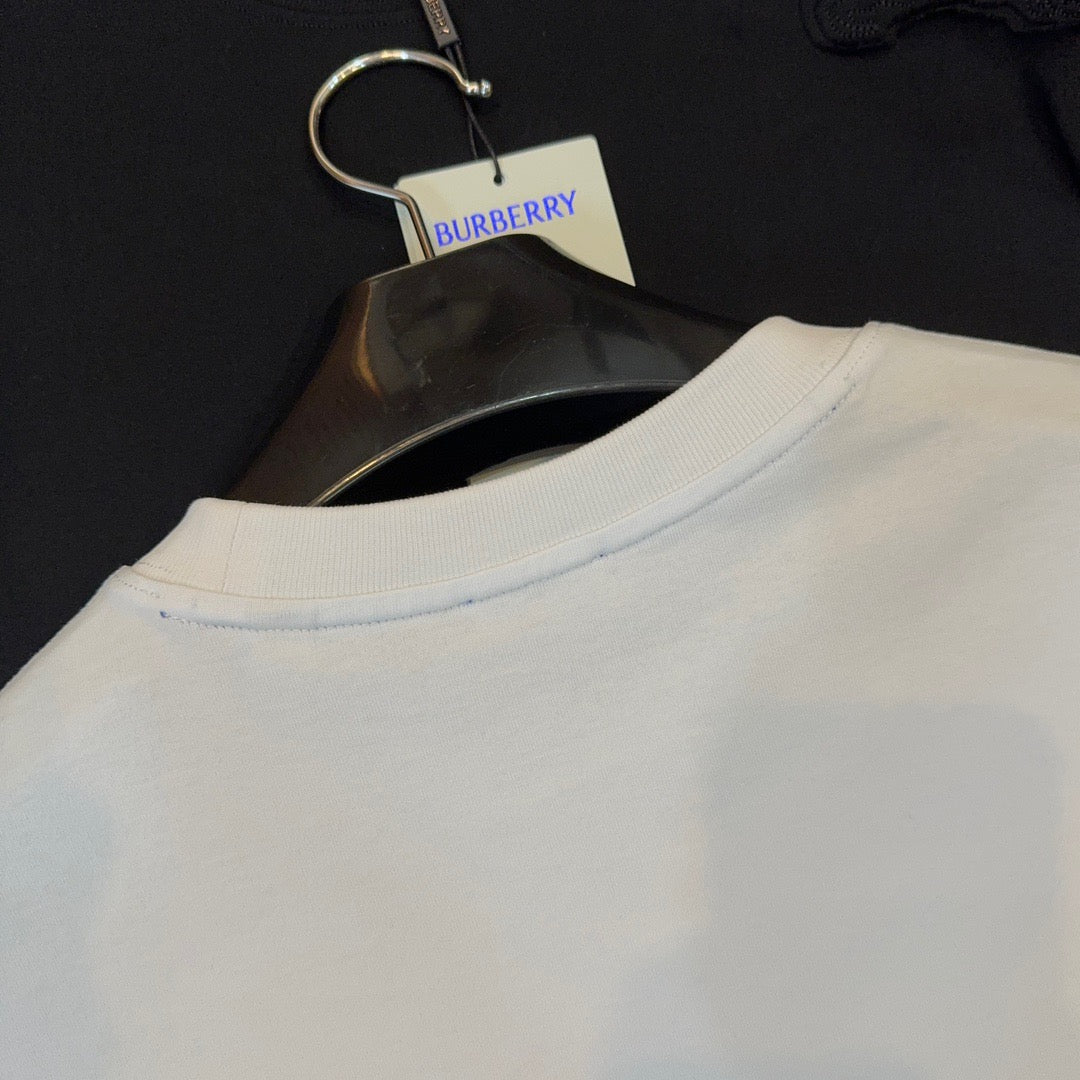 Mehrfarbiges T-Shirt