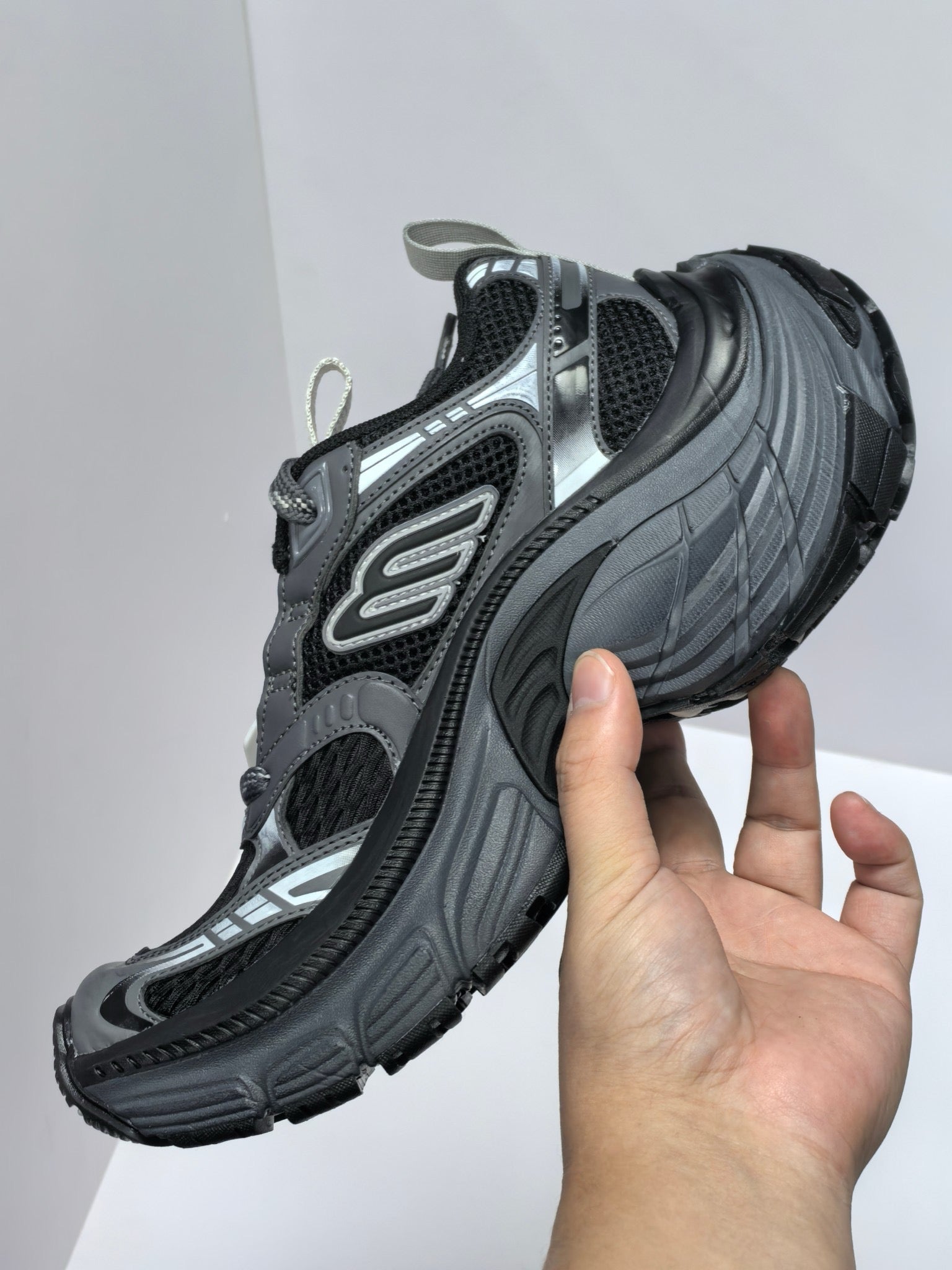 Mehrfarbige Schuhe