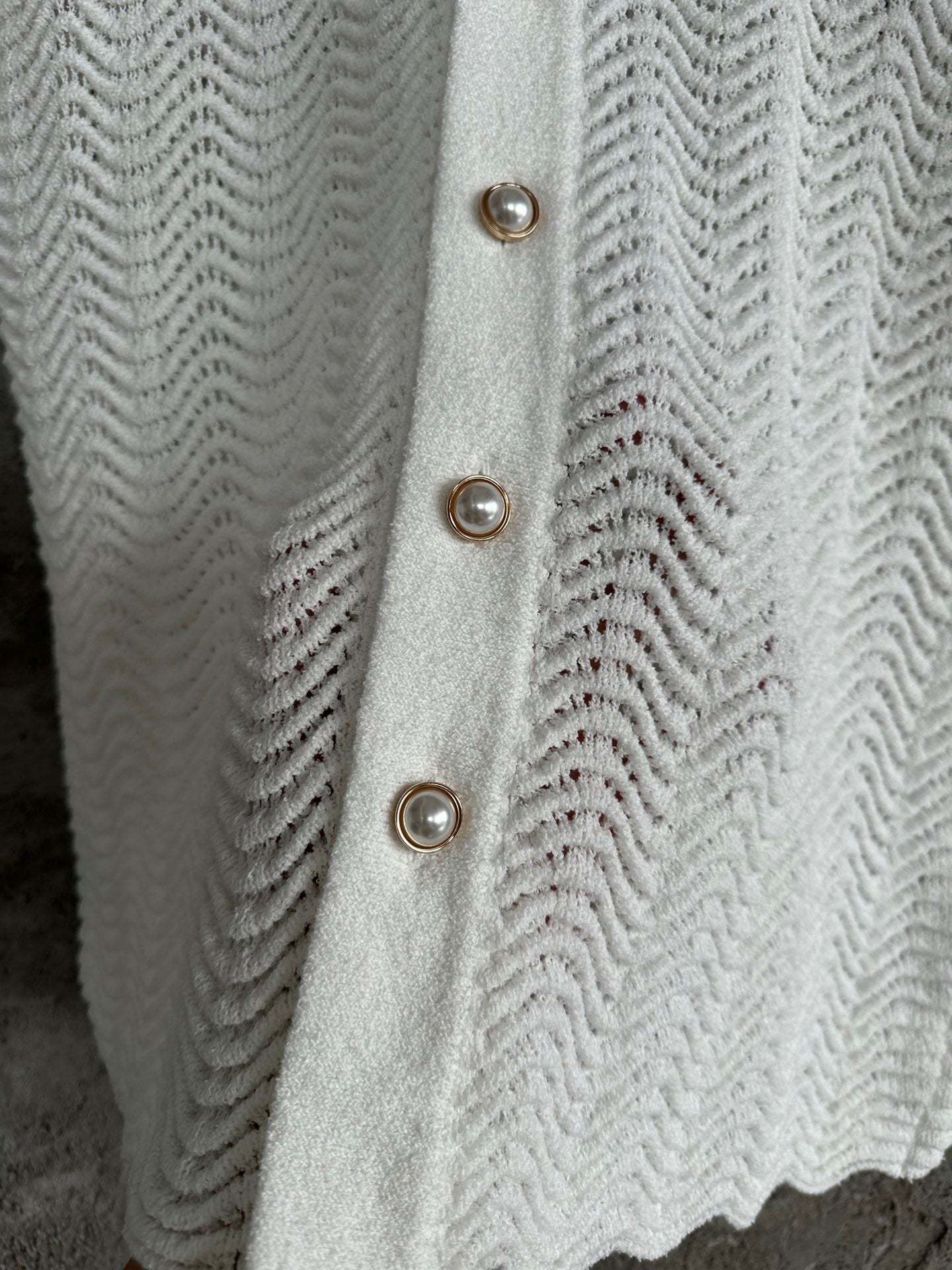 White  Shirt - FashionHype.xyz