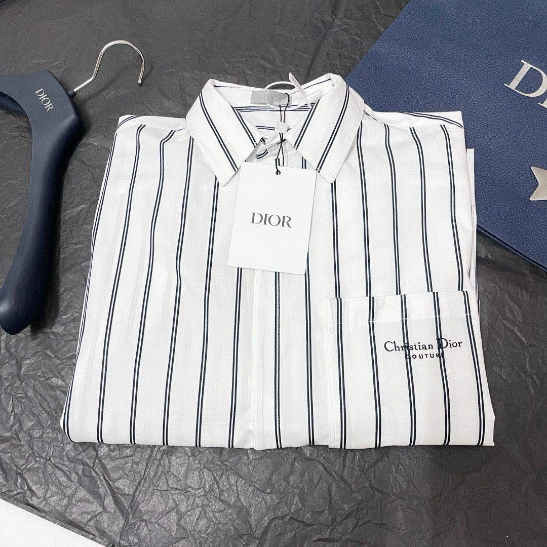 White and Black Shirt - FashionHype.xyz