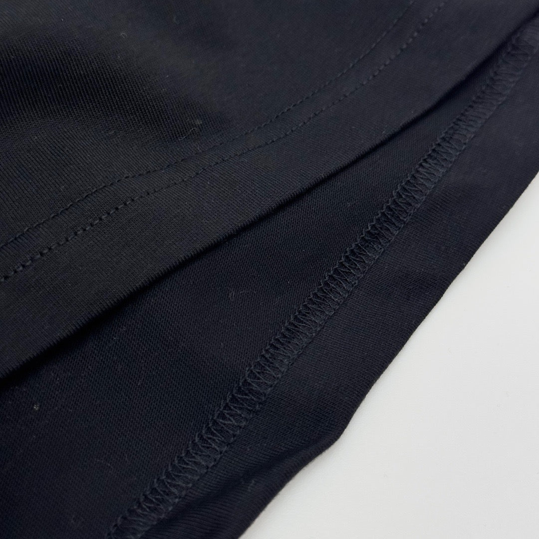 Schwarzes T-Shirt - Größe XXL