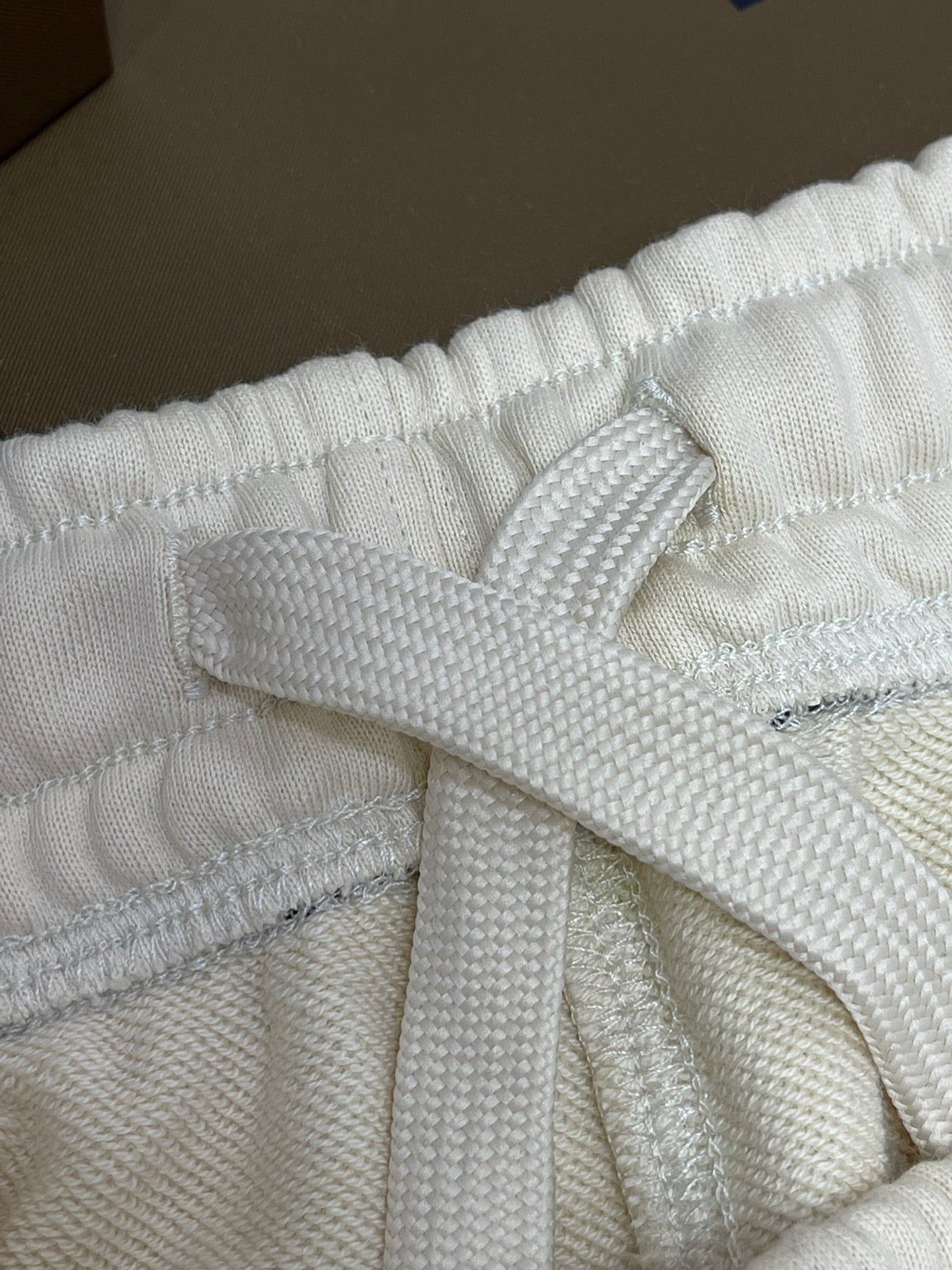 Schwarz, Weiß und Grün Short