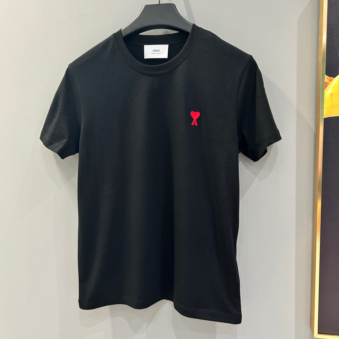 White and Black T-shirt - FashionHype.xyz