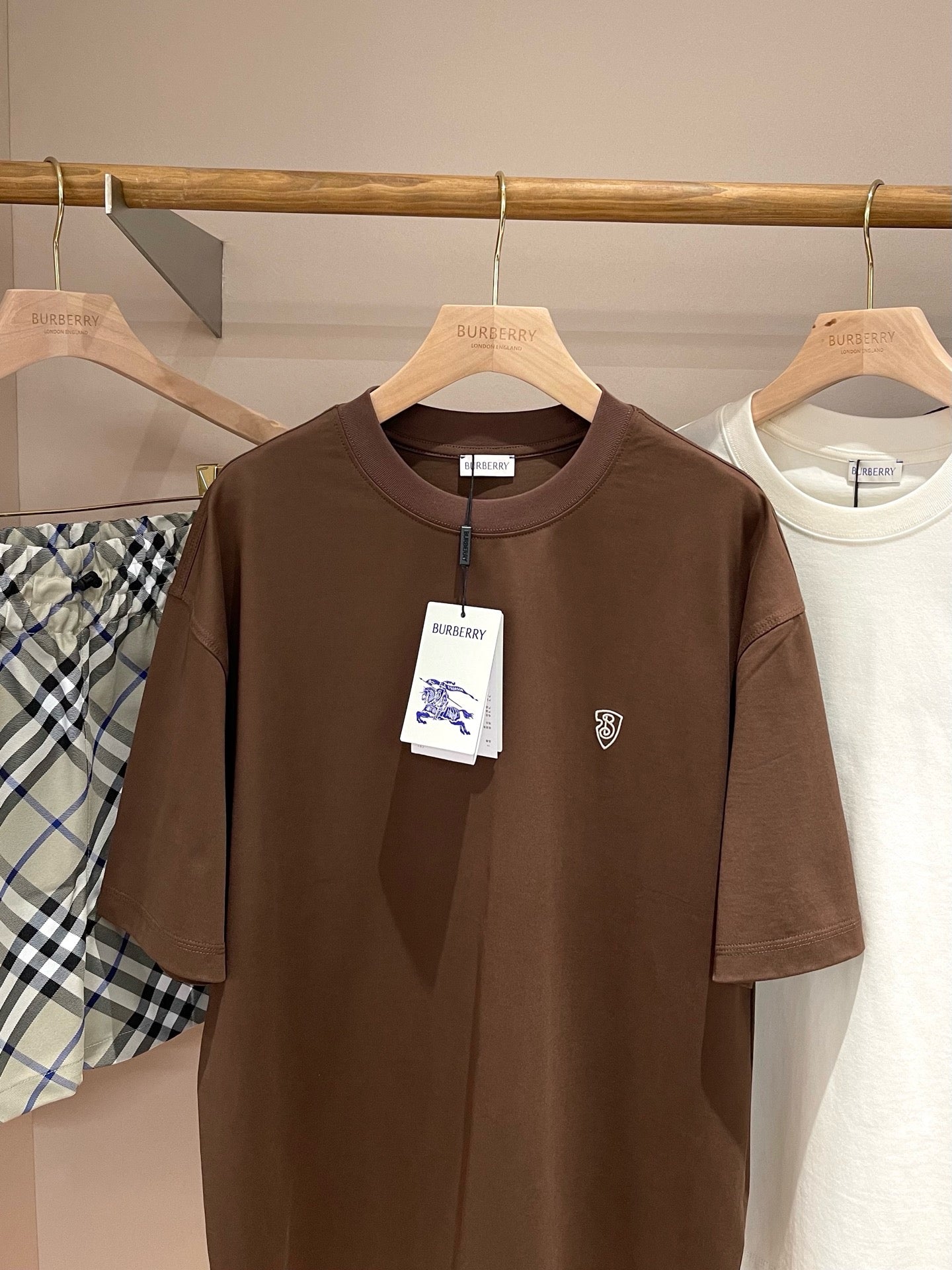 Mehrfarbiges T-Shirt