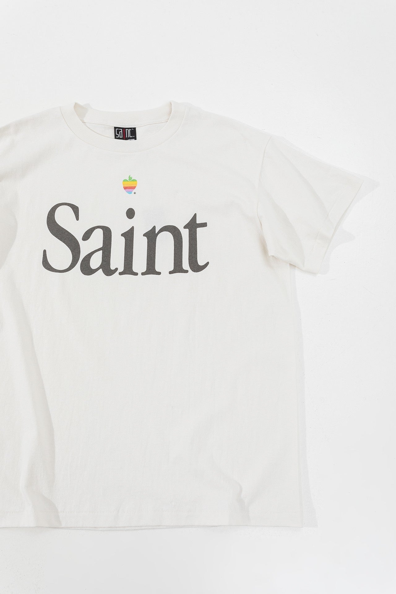 White T-shirt - FashionHype.xyz