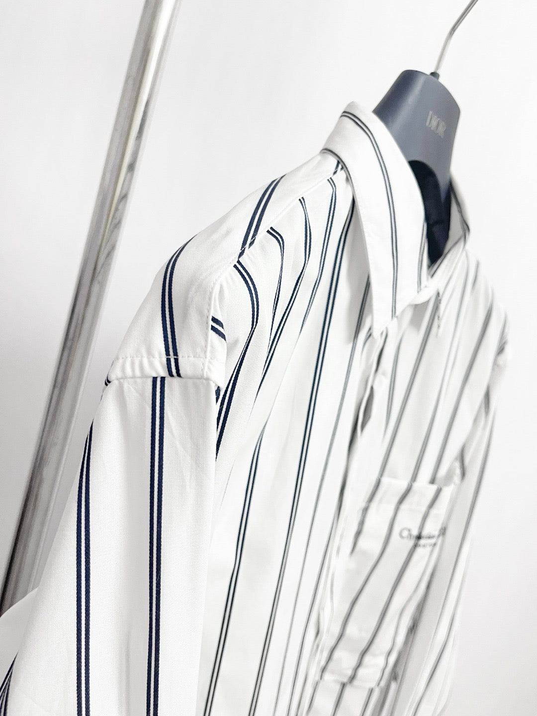 White and Black Shirt - FashionHype.xyz