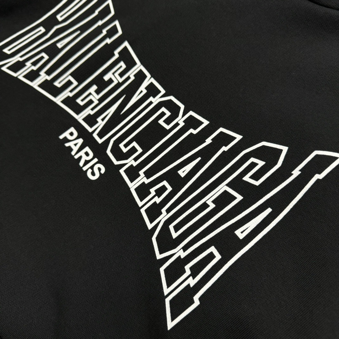 Schwarzer Hoodie