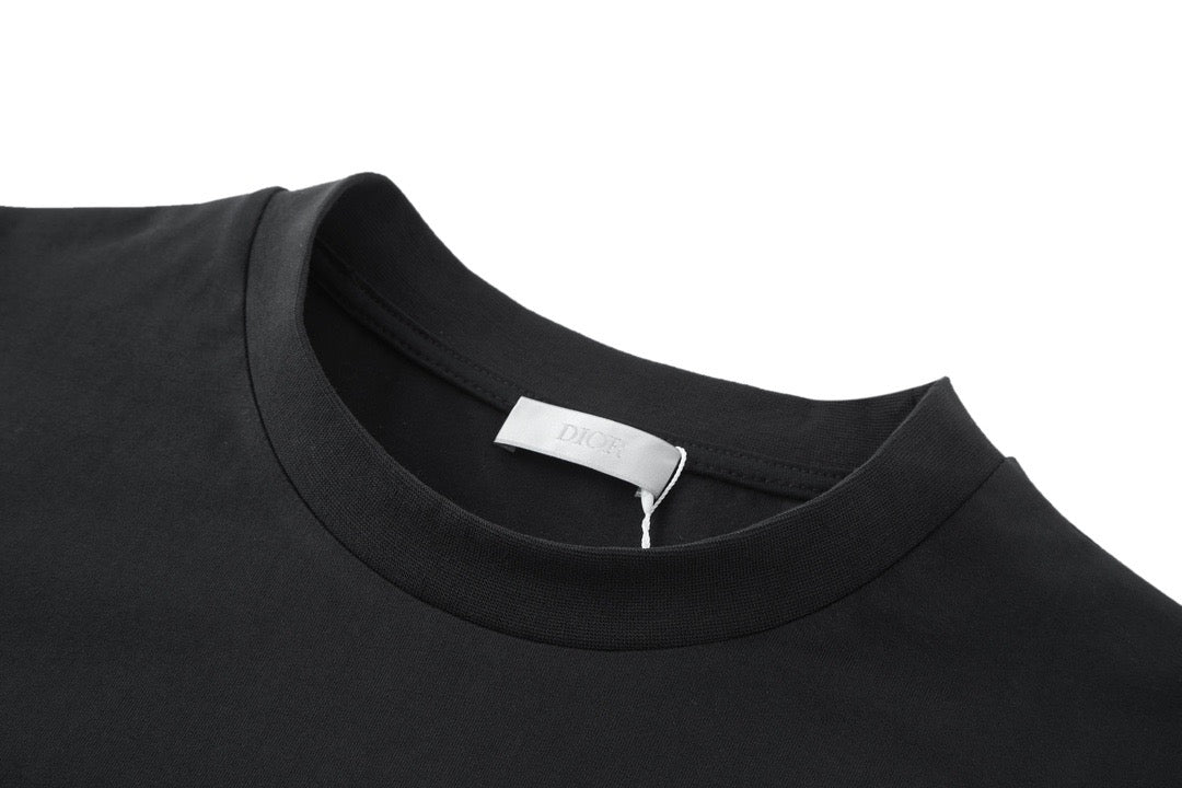 Black and White T-shirt - FashionHype.xyz