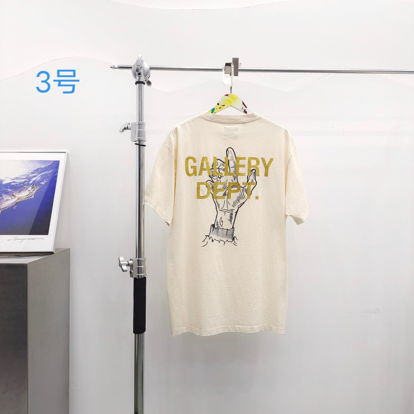 Light pink T-shirt - FashionHype.xyz