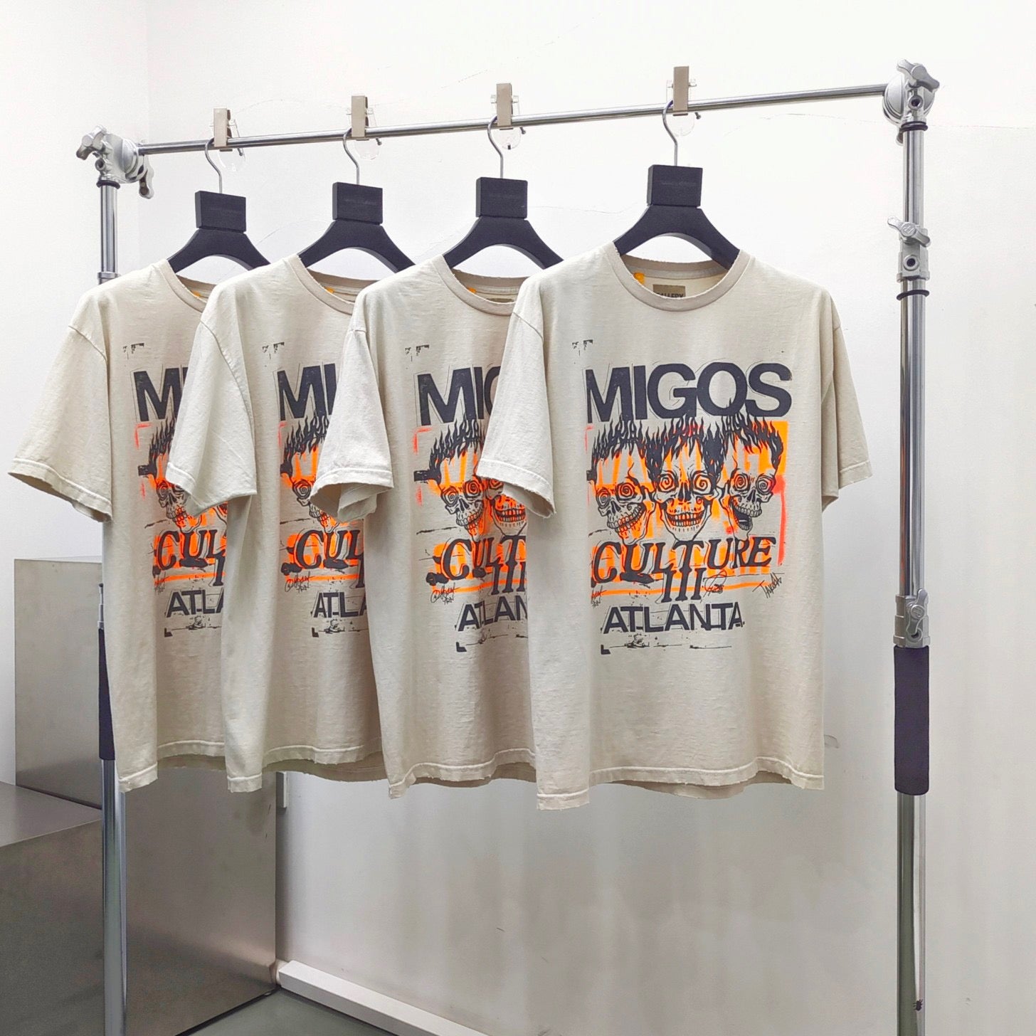 White and Beige grey T-shirt - FashionHype.xyz